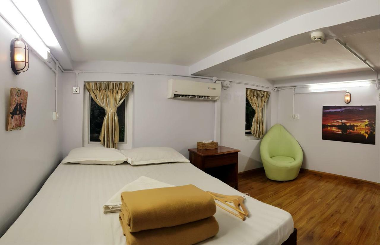 Hostel He-O يانغون المظهر الخارجي الصورة